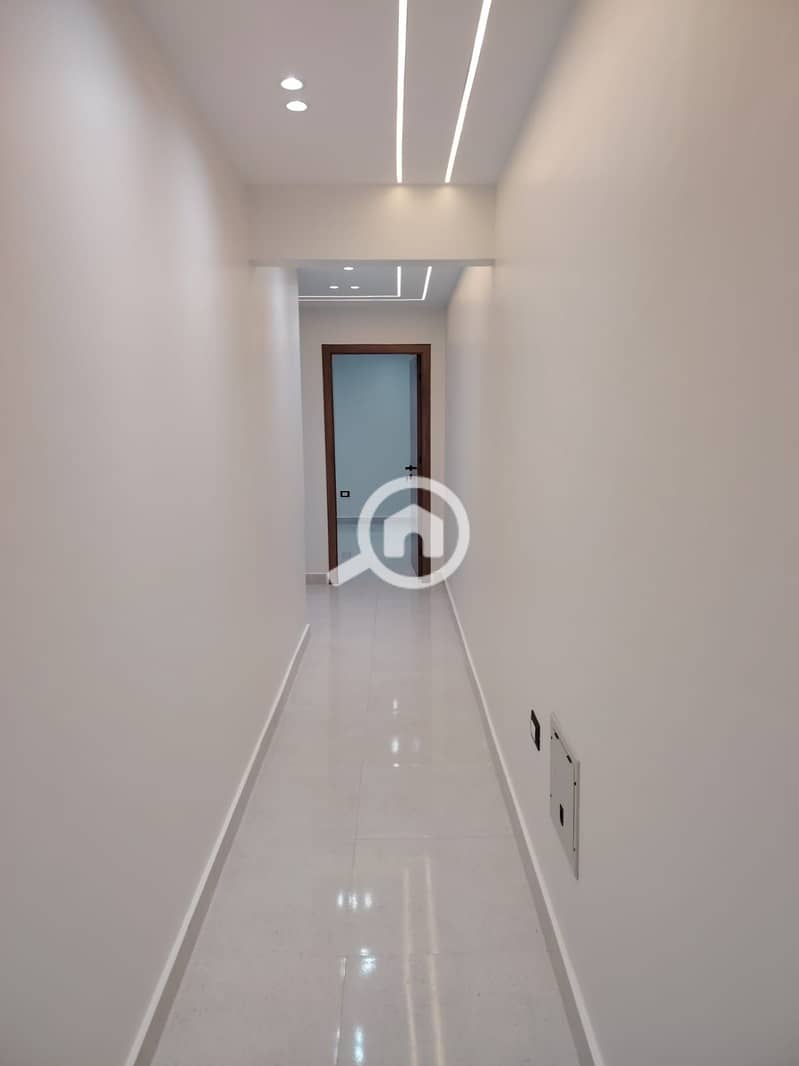 8 WhatsApp Image 2025-09-23 at 11.43. 13 PM. jpeg