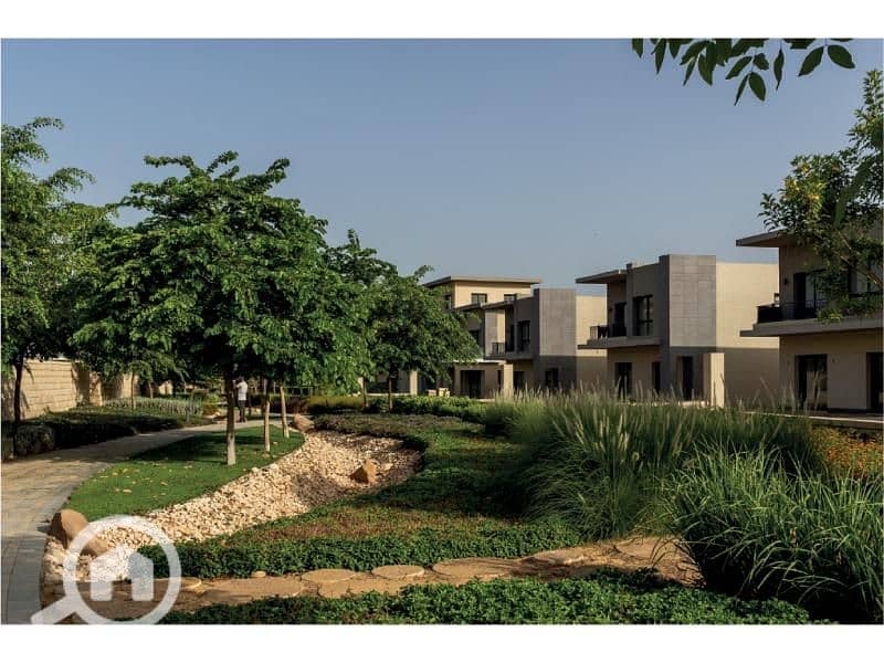 slr-16. jpg slr-16. jpg