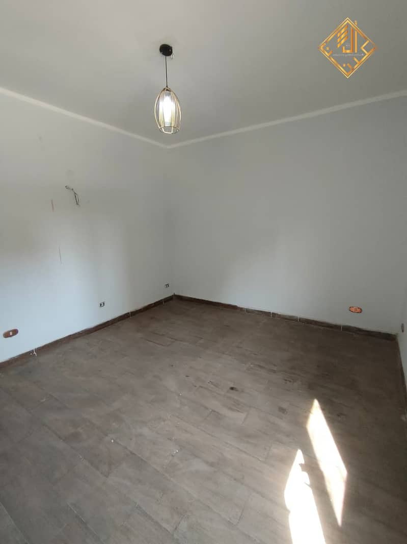 7 WhatsApp Image 2025-09-15 at 15.16. 34 (3). jpeg