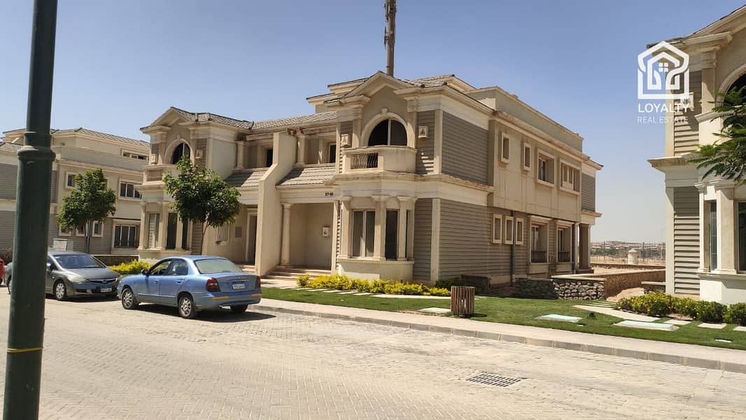 11 7b6332ff-9548-4437-9652-f4eb30bc1dfcmv hyde park. jpeg