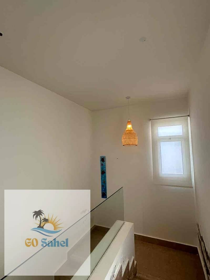 4 80f833eb7502bc3de0a3d69bc6c27271. jpg
