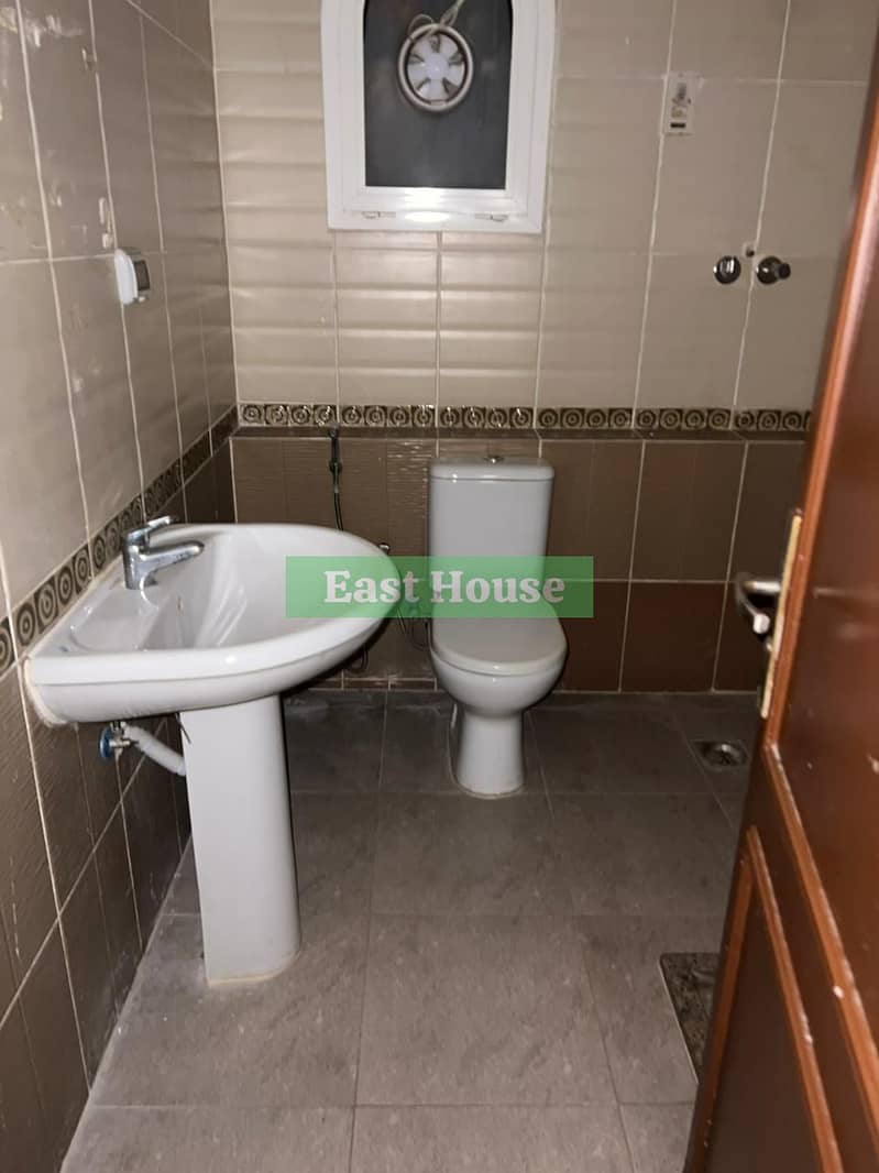 6 04f613e7-bfd5-4dfb-a5fb-7938780f4a7e. jpg