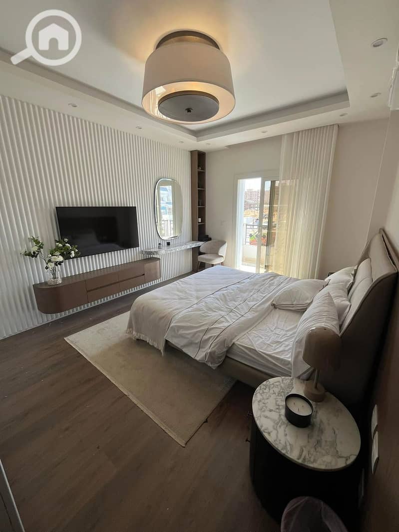 9 5bb6d3c4-8782-428e-8c24-0492fc147efa. jpg