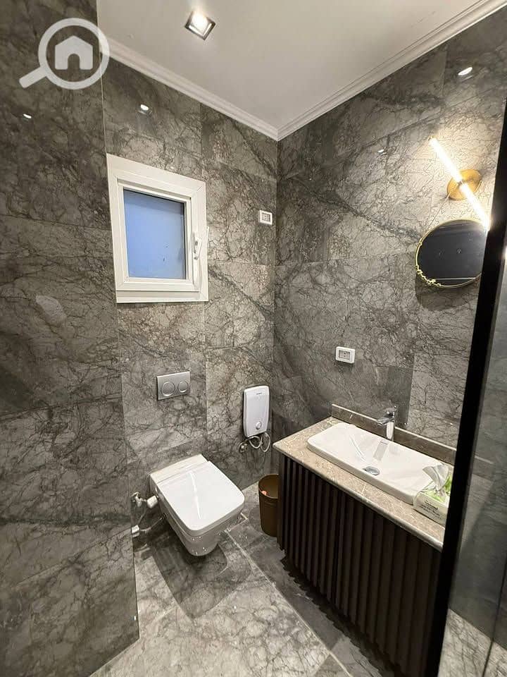 8 550350095_122199090320291378_8637120971354961300_n. jpg