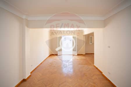 شقة 3 غرف نوم للبيع في جناكليس، الإسكندرية - 2. jpg