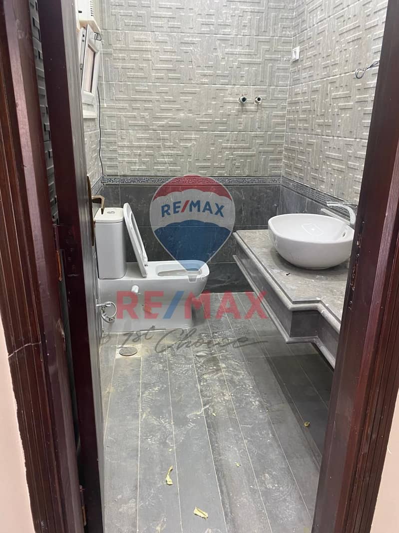 29 6b12a6c6-c321-457a-a022-7b201f186a8c. jpg