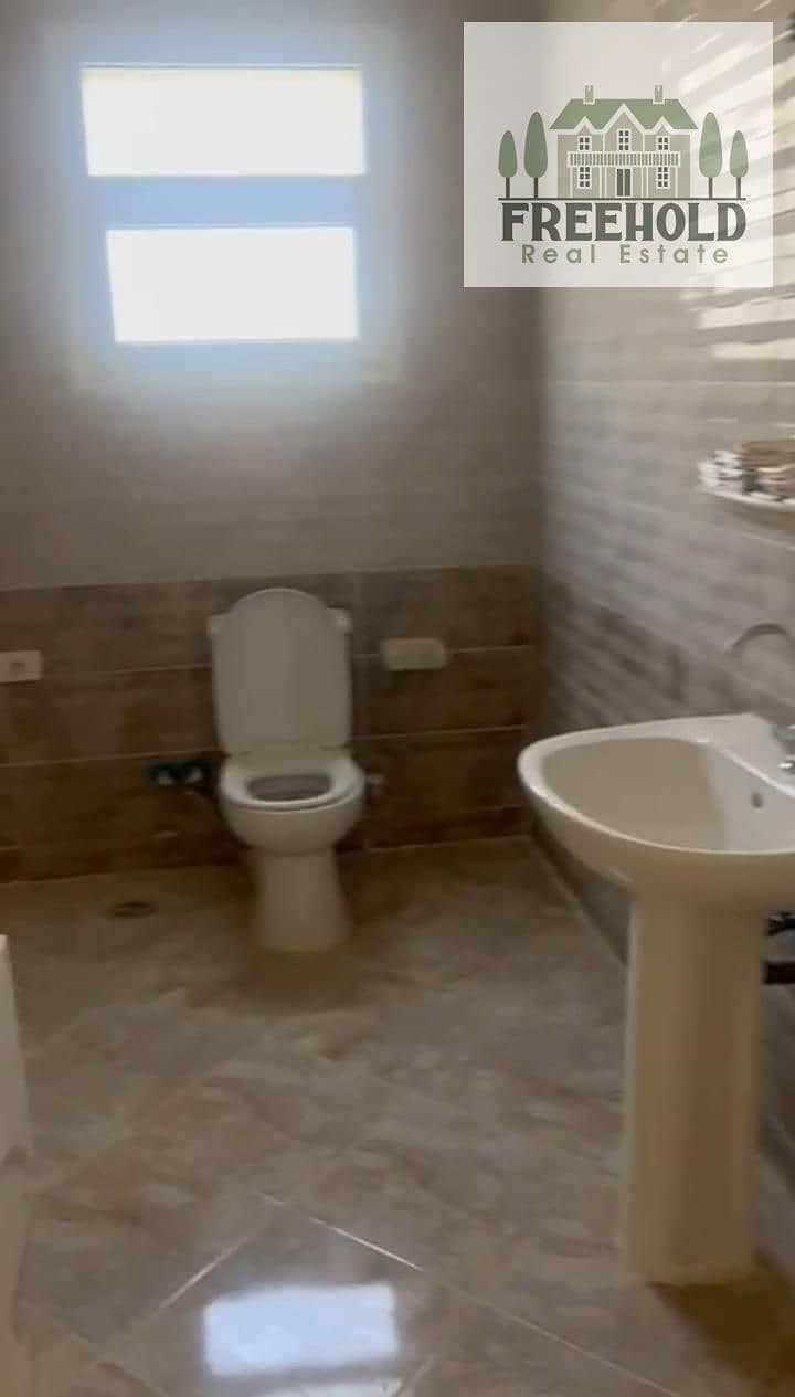 7 WhatsApp Image 2025-10-02 at 11.18. 22 AM. jpeg