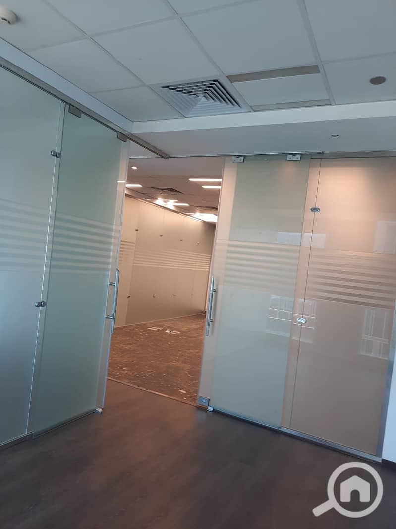 12 WhatsApp Image 2025-09-29 at 16.43. 43_8b543ad9. jpg