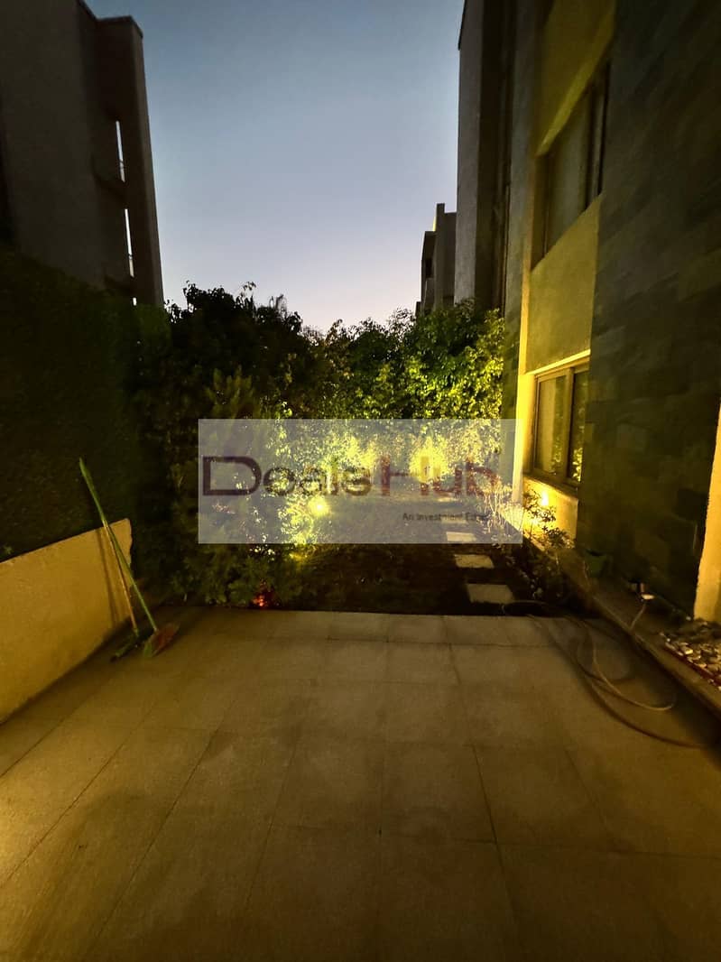 6 1e5cffcc-ffd9-4e13-beea-076d897ee3a8. jpg