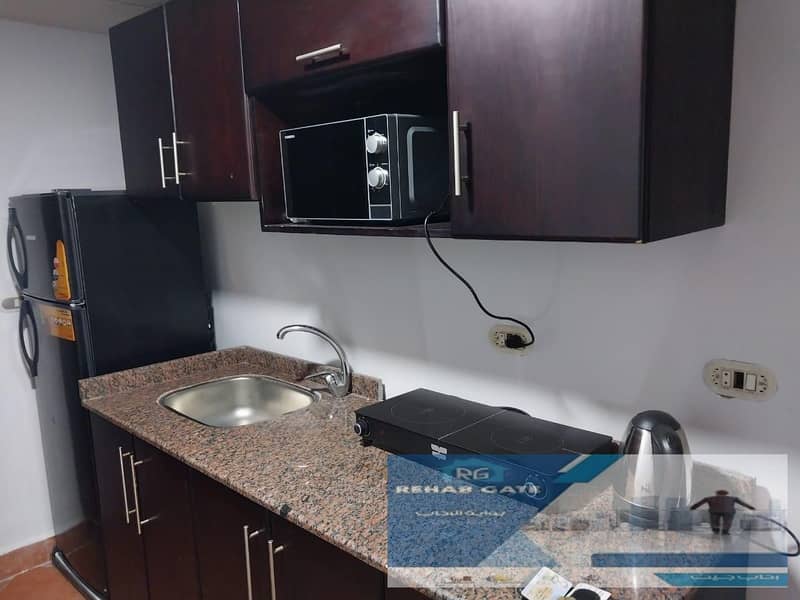 14 e6877274-70ed-409f-868c-57886cfb39d7. jpg