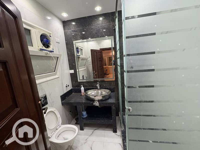 33 544818359_1449040252993169_8940177168075986731_n. jpg