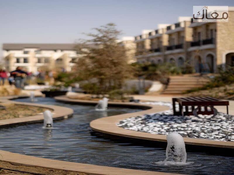 13 abefe046-c3bf-47ed-9476-e6a9f2f30906. jpg