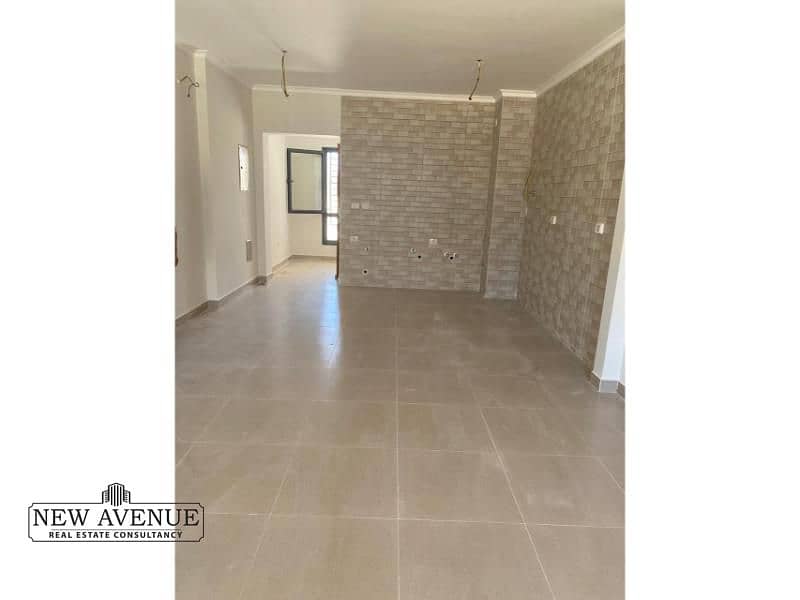 6 WhatsApp Image 2025-10-02 at 11.15. 50 AM. jpg