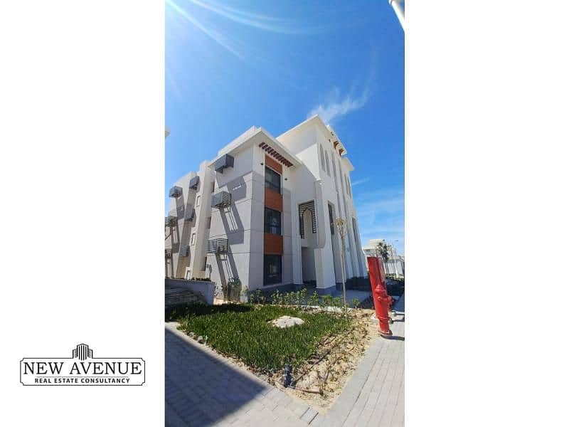 10 WhatsApp Image 2025-10-02 at 11.15. 52 AM. jpg