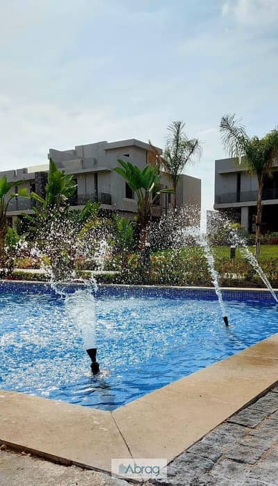 تاون هاوس 3 غرف نوم للبيع في حدائق اكتوبر، الجيزة - 529a6bd1-b3da-4b4d-9ee2-e35d6fcc386a. jpeg