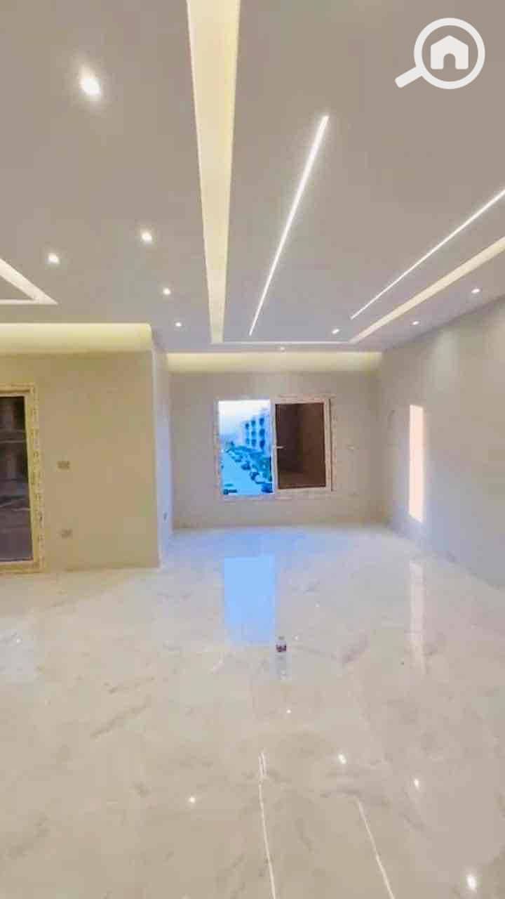 9 17312ffc-c17f-4b2c-8ea4-1e575c4cee57. jpg