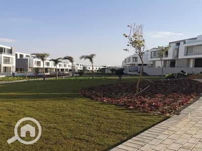 5 Bedroom Townhouse for Sale in 6th of October, Giza - WhatsApp Image 2023-02-09 at 9.00. 50 PM. jpeg 5 Bedroom Townhouse for Sale in 6th of October, Giza - WhatsApp Image 2023-02-09 at 9.00. 50 PM. jpeg