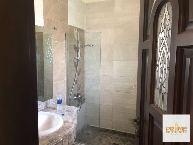 2 WhatsApp Image 2025-01-29 at 23.52. 42_d23fbc3d. jpg