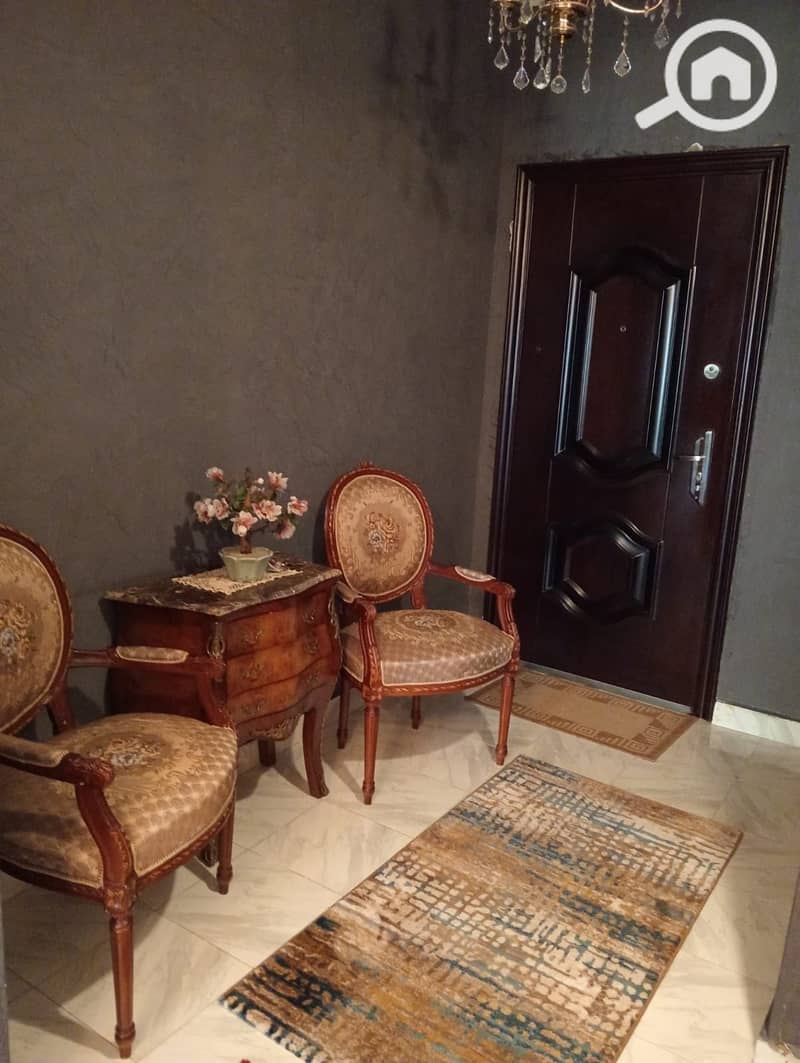 4 72743760-f3be-45a1-b85d-1a55cf7cadc7. jpeg