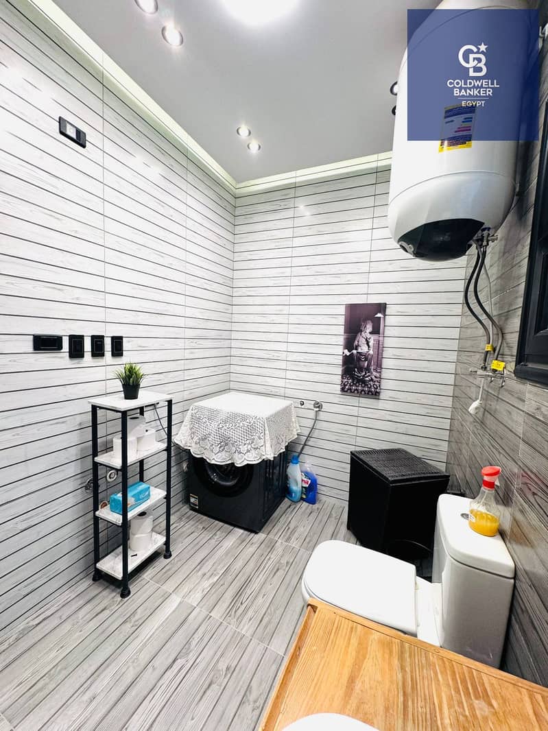 5 253b3212-0f5c-42c4-8a45-28885a72a3d0. jpeg