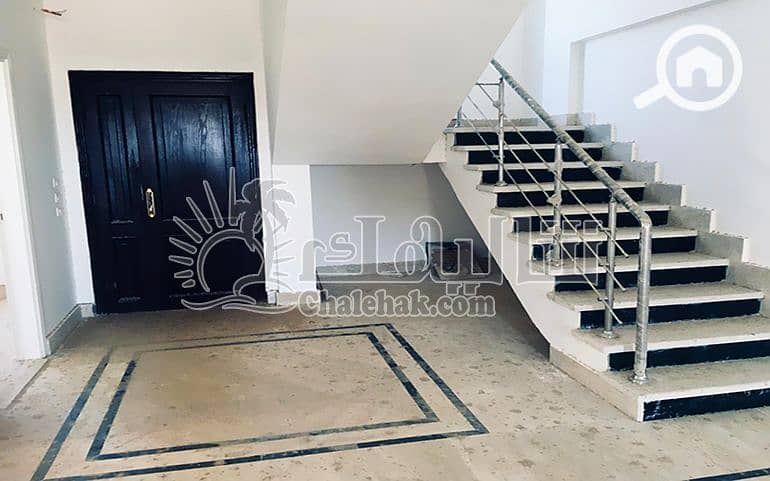 3 فيلا-للبيع-في-لاجولي-مارينا-العين-السخنة-Villa-for-sale-Lajolie-Marina-ain-sokhna- (3). JPG