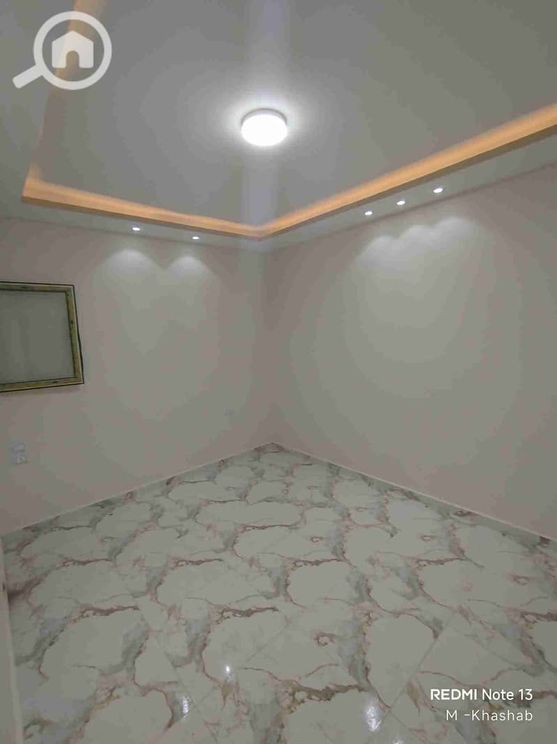 8 1000281635. jpg