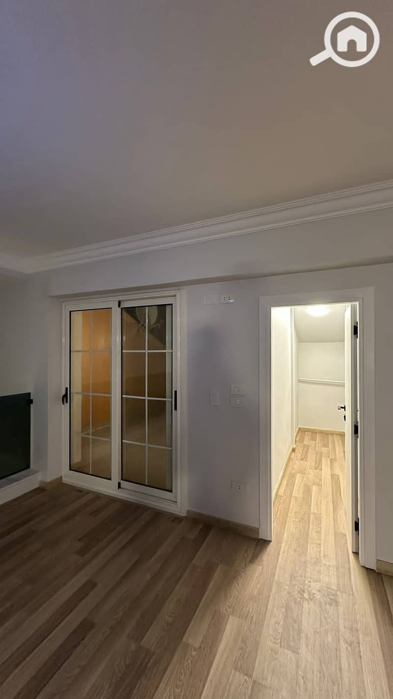 2 10d1e610-a78f-45eb-b9c3-446e1cffd7ff. jpeg