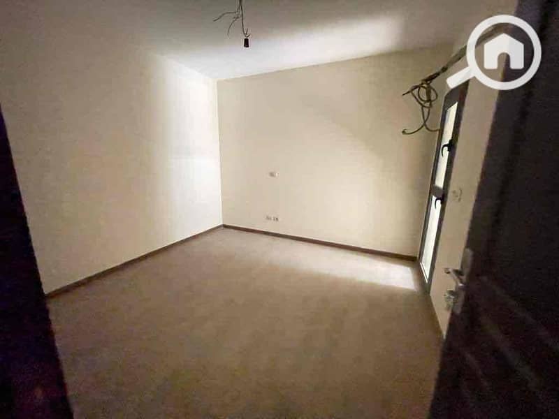 9 1c51ca2e-a118-491b-8488-ce57f7e0bb92. jpg