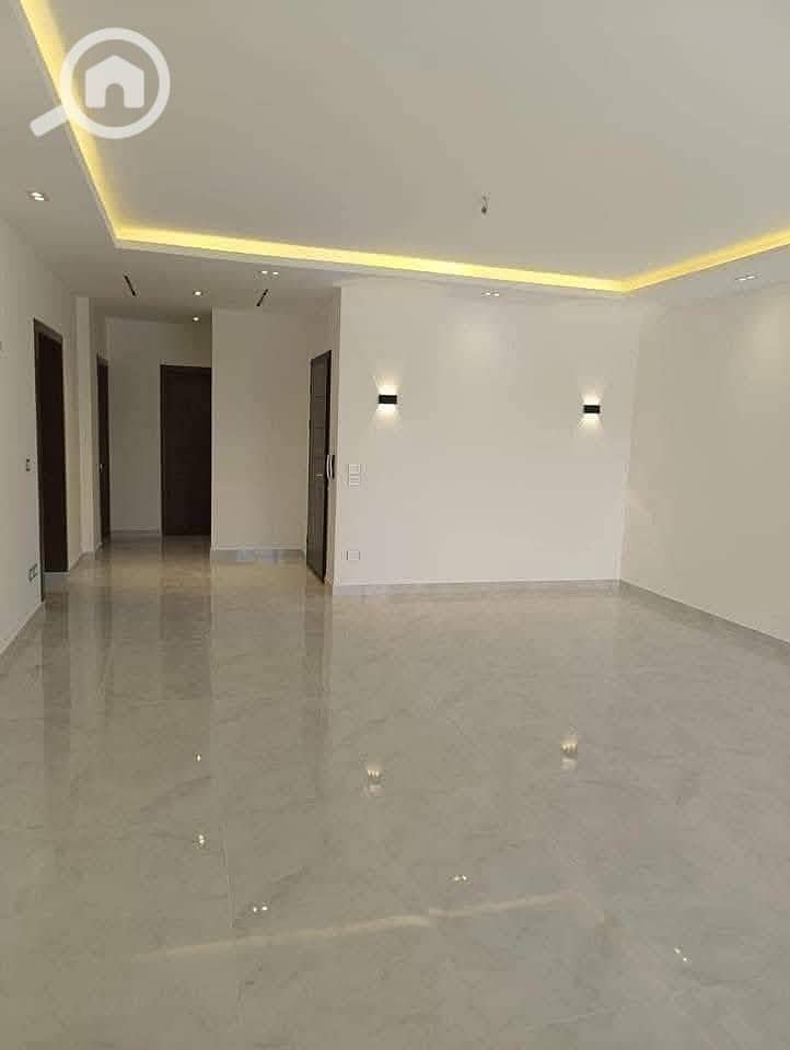 2 484555202_1193068085524292_2065265936879106798_n. jpg