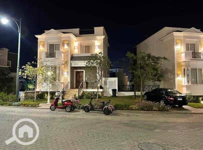 4 Bedroom Villa for Sale in 6th of October, Giza - IMG_8833. jpg