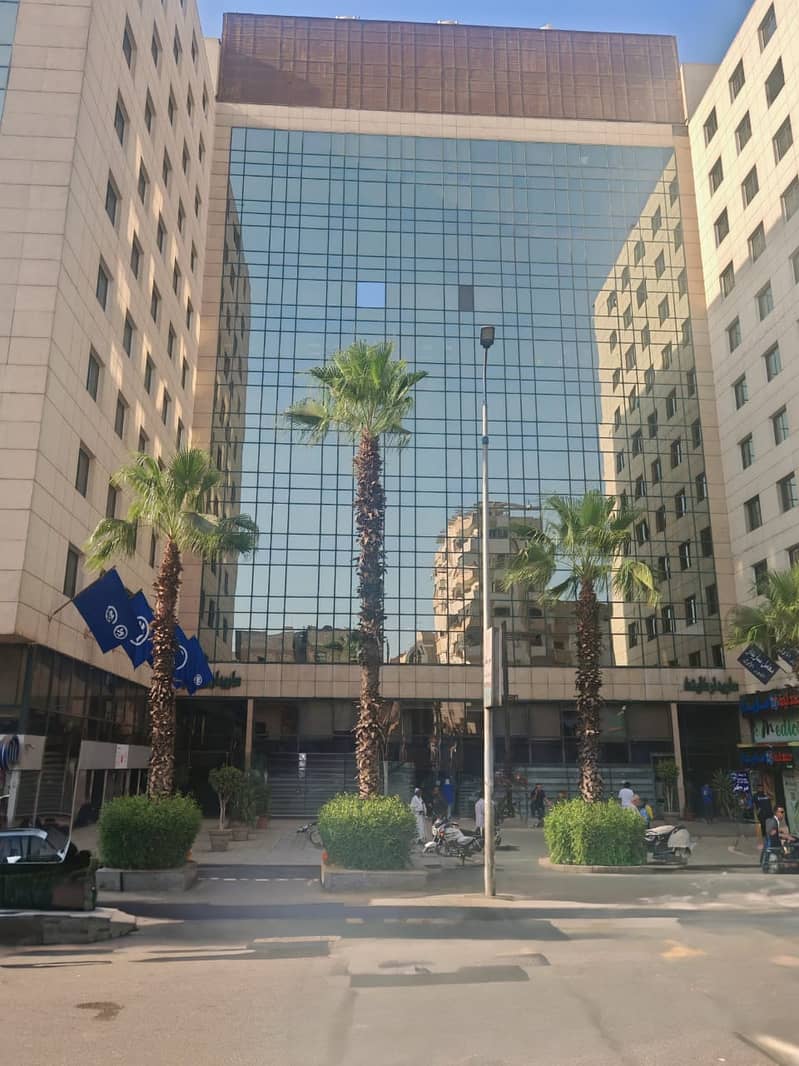 وحدة تجارية للبيع وحدة تجارية للبيع
