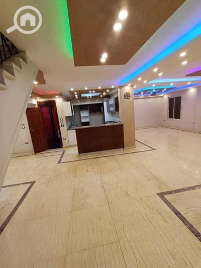 4 Bedroom Duplex for Rent in Sheikh Zayed, Giza - 14b7ffb6-4787-4d10-b067-0fb5662a439e. jpeg