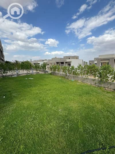 تاون هاوس 3 غرف نوم للايجار في الشيخ زايد، الجيزة - 1A946EC1-9DA7-42C8-BBB7-A3B586392D4D. jpeg