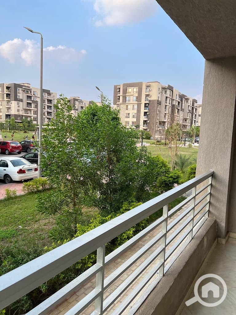 b9e5278e-2bae-4778-bfcc-bfb1ce2498ae. jpeg b9e5278e-2bae-4778-bfcc-bfb1ce2498ae. jpeg