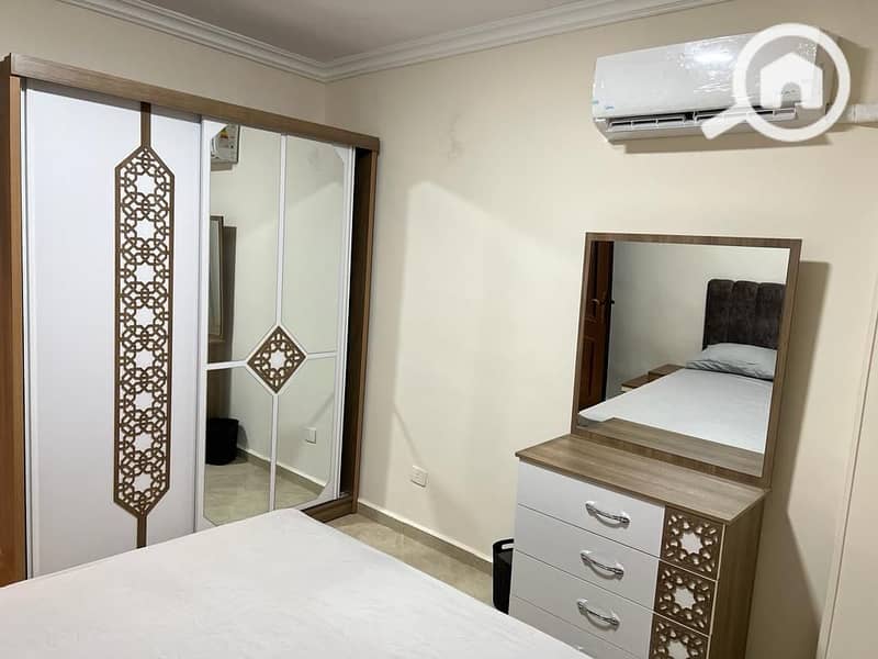 8 33461a0c-cc5c-4c08-b560-3de16cbfeb87. jpeg