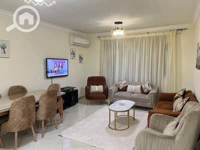 شقة 3 غرف نوم للايجار في الشيخ زايد، الجيزة - 11aa79e6-751c-4b84-8a47-084157a95345. jpeg