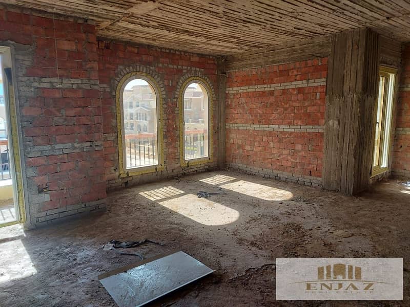 12 4ba5ee6c-28ac-4733-9d57-f167cc3fea62. jpg