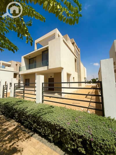 5 Bedroom Villa for Sale in New Cairo, Cairo - 8d7dac35-505a-457c-a0da-f4d51f582d8b. jpeg