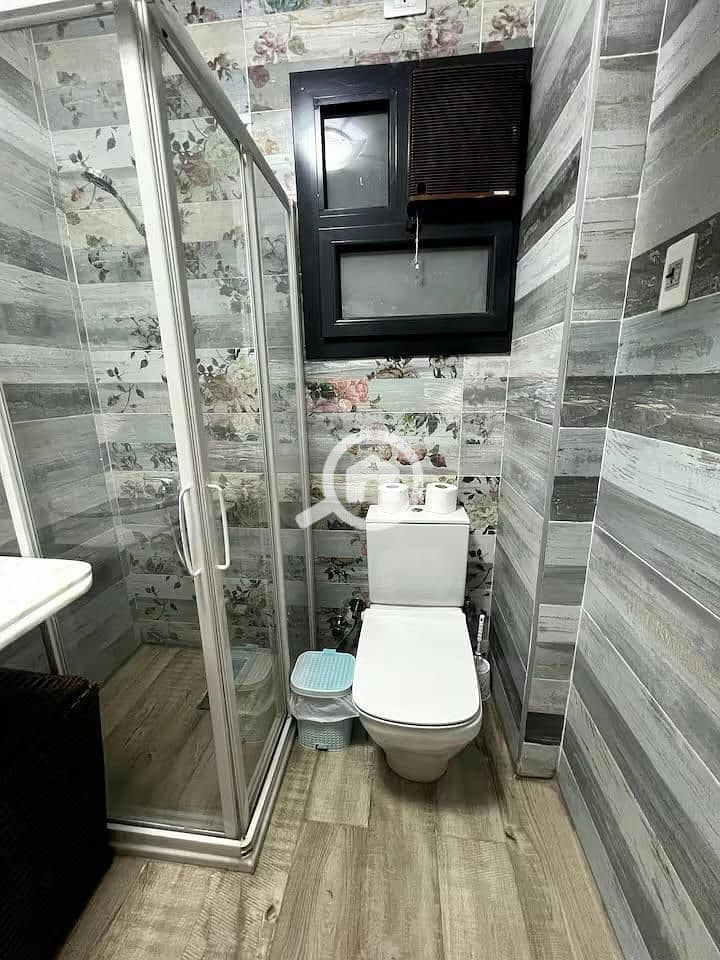 6 1fe9fb9d-7bce-4953-b99f-3500870dce1f. jpg