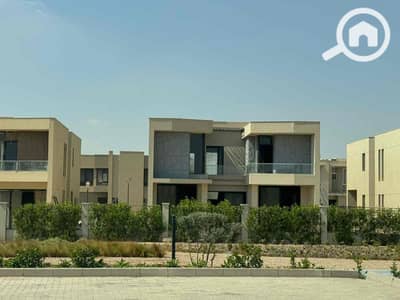 4 Bedroom Townhouse for Sale in 6th of October, Giza - d309e87f-078d-42eb-b4ec-7d2b81af08b3. jpg