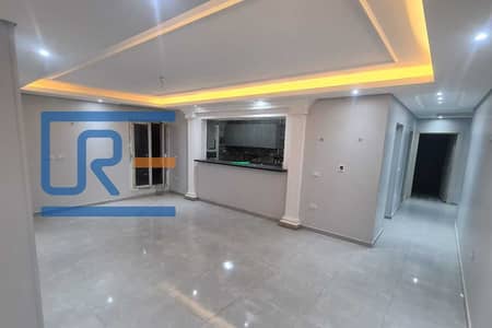 3 Bedroom Flat for Rent in New Cairo, Cairo - main 1. jpg