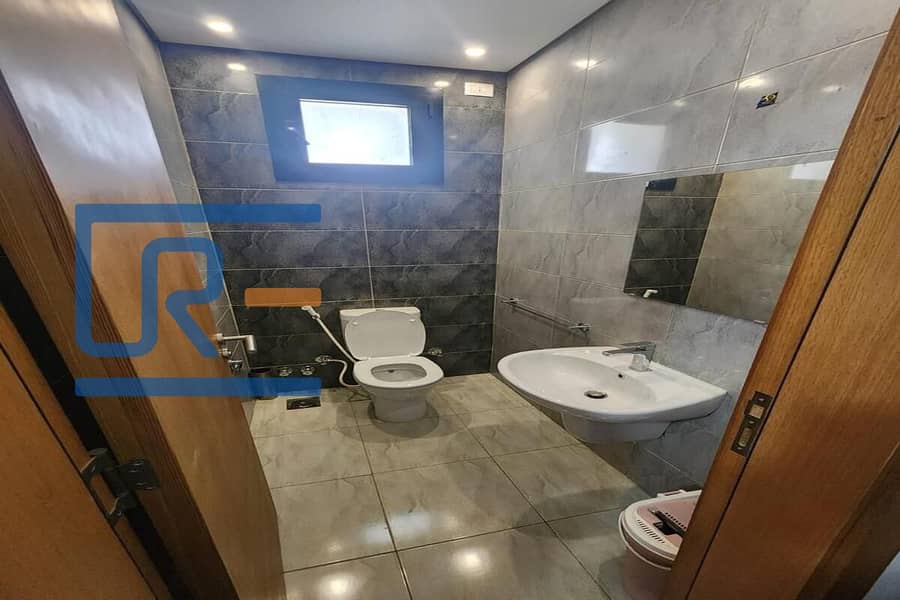 19 IMG-20251001-WA0463. jpg