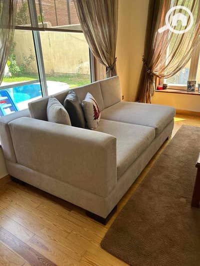 6 Bedroom Villa for Sale in 6th of October, Giza - 1a088a46-fae8-49d1-8541-d6a172b9f5df. jpg