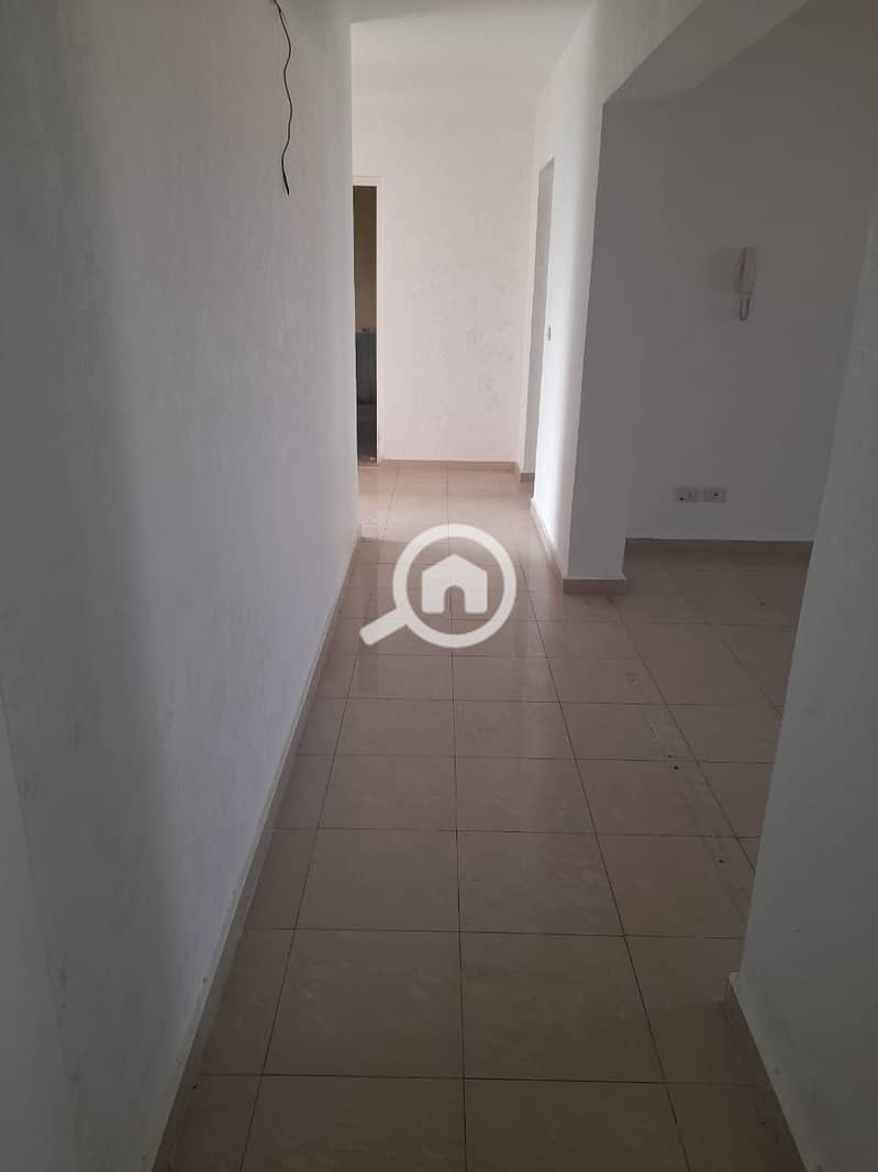 2 03c2d5fa-b728-4adf-baef-2fdad8817e96. jpg