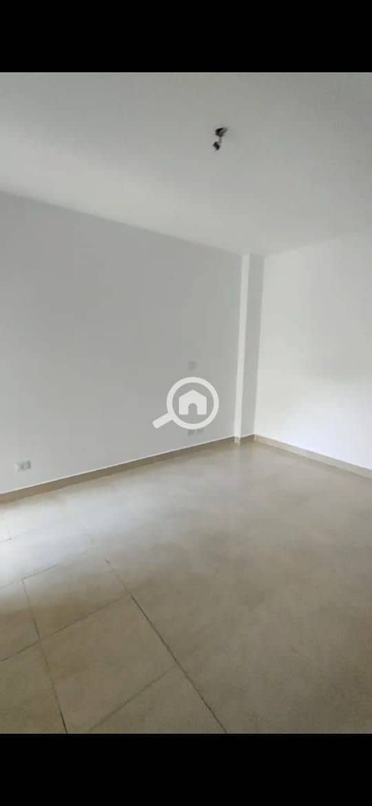 8 0aead92e-1204-4471-aa1f-9ff05ec9bd0f. jpg
