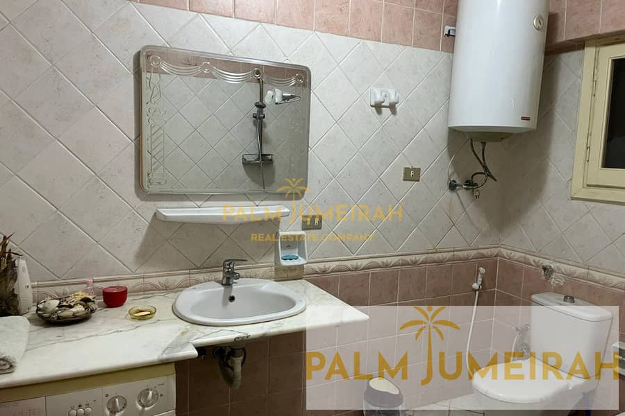 14 Palm Jumeriah - Frame. png