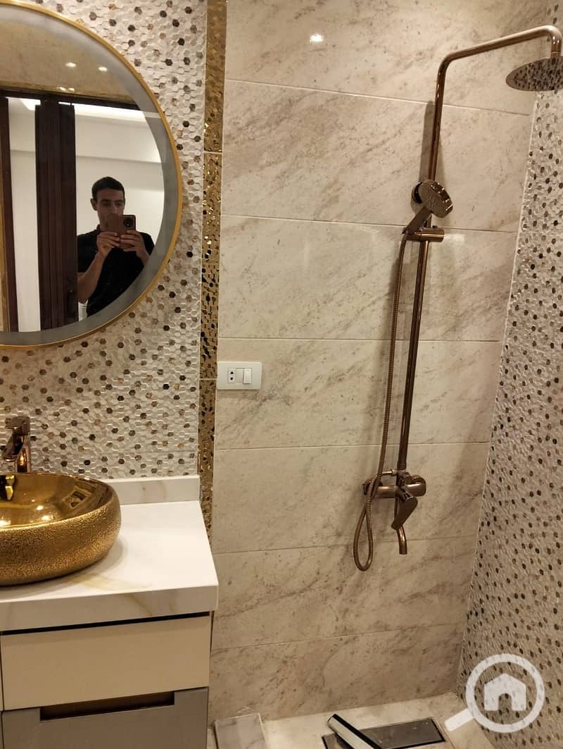 9 صورة واتساب بتاريخ 2025-09-22 في 12.37. 39_5ff364a1. jpg