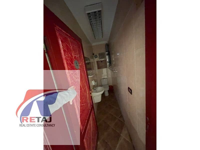 8 WhatsApp Image 2025-10-03 at 01.41. 11 (3). jpeg