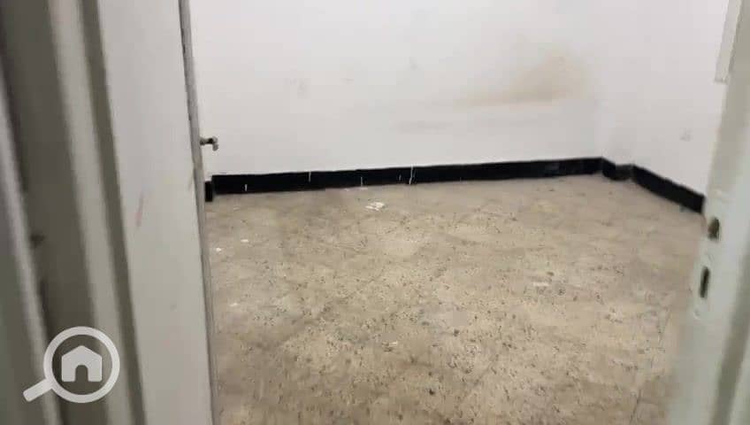 15 WhatsApp Video 2025-10-01 at 15.11. 05_baeea7c6_000086. jpg