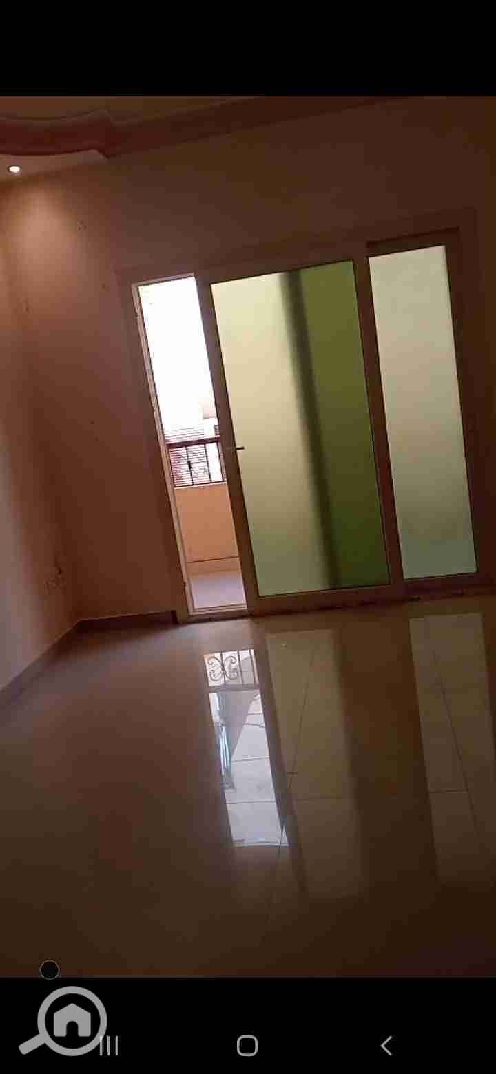 3 Screenshot_20251003-041152_WhatsAppBusiness. jpg